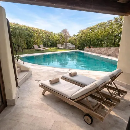 5br With Pool - Steps To Puntaldia Villa