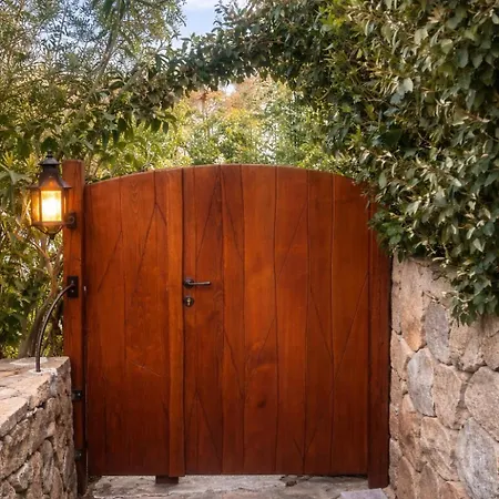 5br With Pool - Steps To Puntaldia Vila *