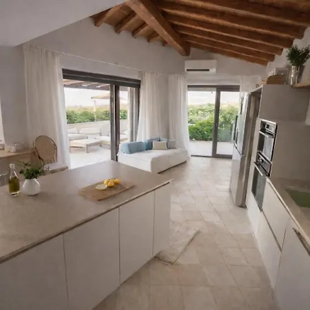 Villa 5br With Pool - Steps To Puntaldia